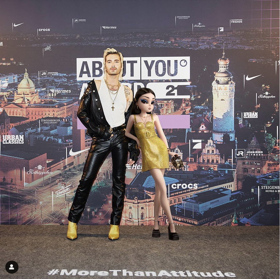 Noonouri und Bill Kaulitz auf den ABOUT-YOU-Awards.